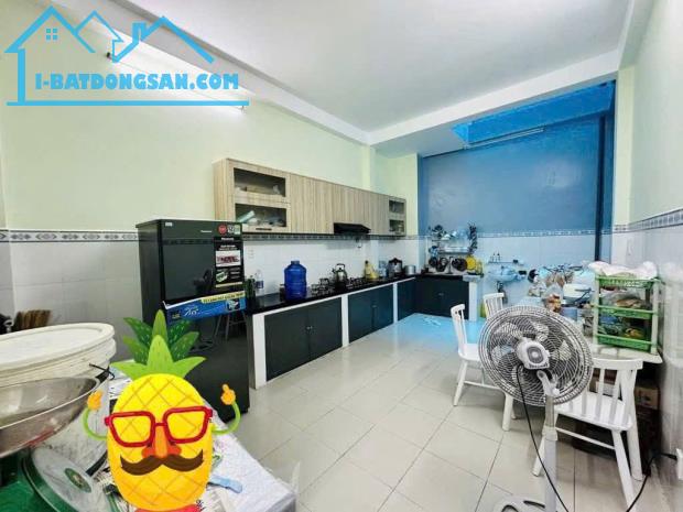 Bán nhà hẻm xe hơi Quận 3, Trần Quang Diệu, vị trí KD, 3 Tầng, 54m2, gần mặt tiền, 7.5 Tỷ