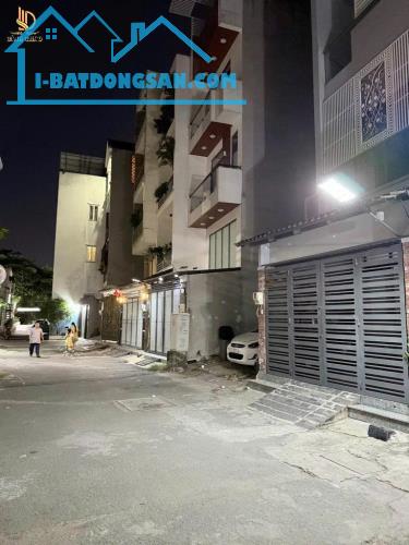 Bán Nhà Gò Vấp Hẻm 8M 5 Tầng 4,5×18 Dương Quảng Hàm F5 8,xTỷ