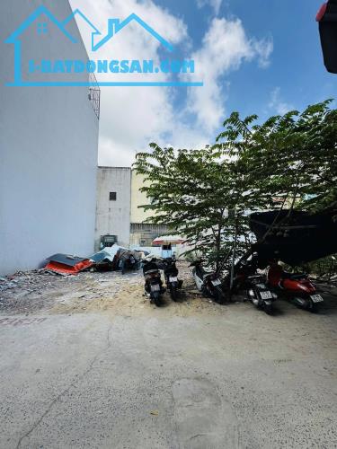 1 LÔ DUY NHẤT NGAY HƯƠNG LỘ 2 GẦN BỆNH VIỆN QUẬN BÌNH TÂN - HẺM XE TẢI THÔNG. CHỈ HƠN 3 TỶ - 1