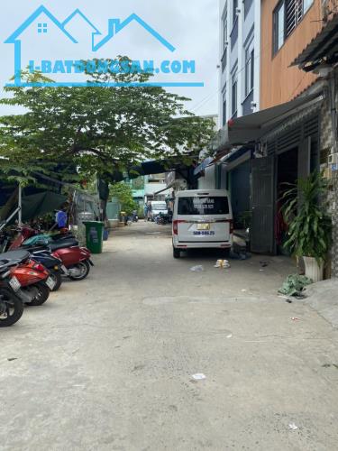 1 LÔ DUY NHẤT NGAY HƯƠNG LỘ 2 GẦN BỆNH VIỆN QUẬN BÌNH TÂN - HẺM XE TẢI THÔNG. CHỈ HƠN 3 TỶ - 2