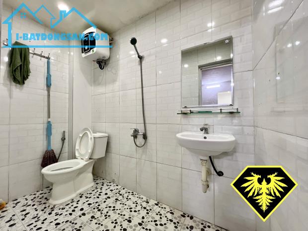 ◄ ★ ► BÁN NHÀ 2 TẦNG SẠCH SẼ SÂN CỔNG RIÊNG NGÕ RỘNG ► TÔN ĐỨC THẮNG - AN DƯƠNG - LÊ CHÂN - 2