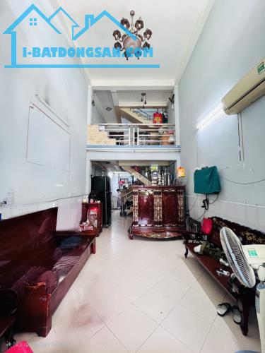 Bán nhà mặt tiền quận 8 đường 8m - 1