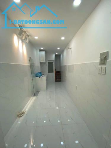 Bán nhà mặt hẻm CHỢ TRẦN XUÂN SOẠN P.Tân Hưng Q7. - 1