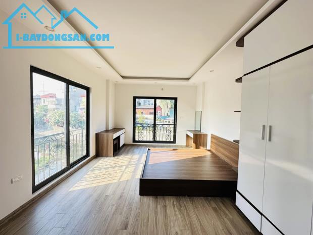 Bán Nhà Trương Định 30M x 5T Giá 5,5 Tỷ. Lô góc, gần phố, 20m ra ô tô - 1