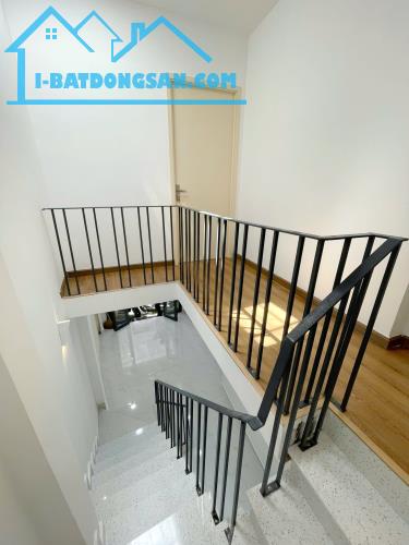 Nhà mới 2 tầng đường Hưng Phú P9Q8. Giá 3,35 tỷ bớt lộc - 3