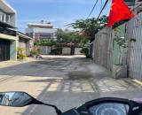 "Bán nhà 2 tầng , tặng nội thất - Đình Phong Phú -Tăng Nhơn Phú B - Q 9 - Diện tích : 82m²