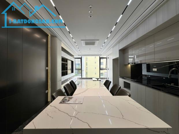 BÁN NHÀ 8 TẦNG HOÀNG NHƯ TIẾP - LONG BIÊN - 45m - MT 4,3 - Giá 18,5 tỷ