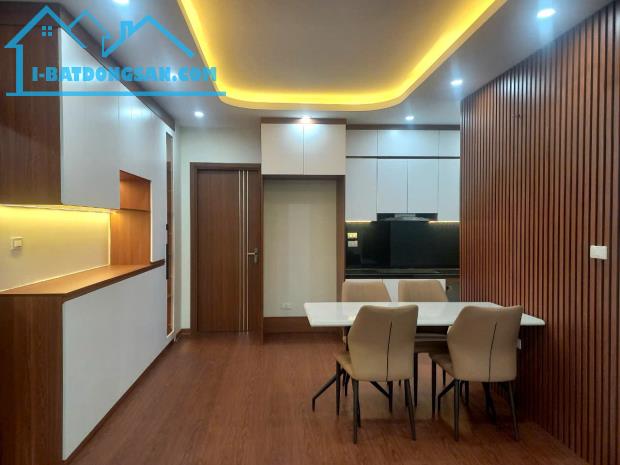 E chính chủ căn 3PN 2WC full đồ 93m2, cần gặp khách thiện chí có gia lộc
