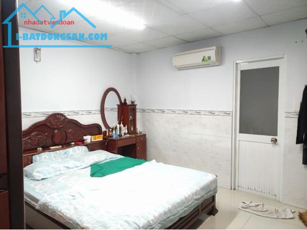 TÌM CHỦ NHÂN CHO CĂN NHÀ HẺM TRỊNH ĐÌNH THẢO, PHÚ TRUNG, TÂN PHÚ - CHƯA ĐẾN 6 TỶ - 3