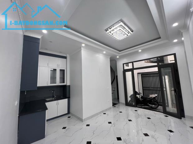 BÁN NHÀ MỚI TINH – THANG MÁY – PHỐ VỌNG, HAI BÀ TRƯNG | 36m² – 8,x TỶ  Nhà mới đẹp koong, - 2