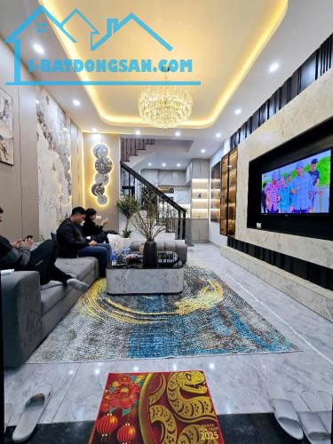 Bán nhà Thanh Xuân ngõ Bùi Xương Trạch 9,25 tỷ, 45,8m2, MT 4m, 3 gác - 2