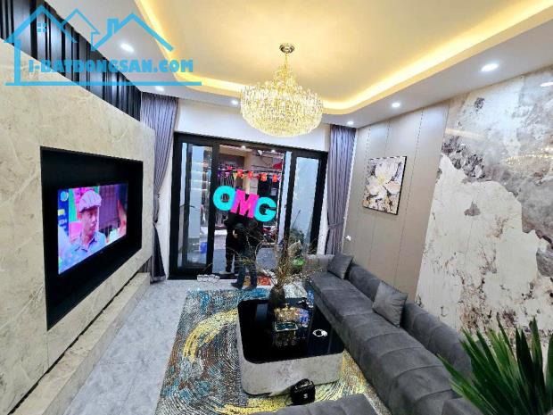 Bán nhà Thanh Xuân ngõ Bùi Xương Trạch 9,25 tỷ, 45,8m2, MT 4m, 3 gác - 3