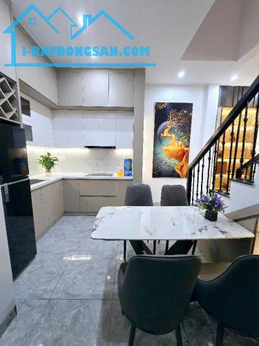 Bán nhà Thanh Xuân ngõ Bùi Xương Trạch 9,25 tỷ, 45,8m2, MT 4m, 3 gác - 4