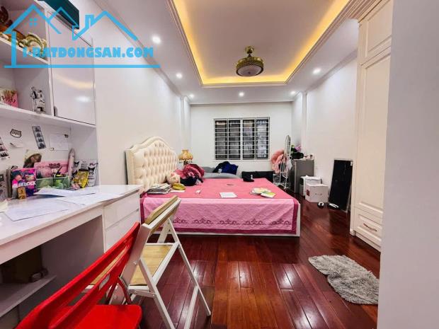 Một nhà ra mặt phố Thanh Nhàn, 6 tầng thang máy, 2 mặt thoáng, điện NL mặt trời 11.9 tỷ. - 1