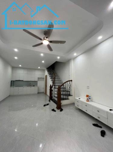 Nhà Đẹp Nguyễn Văn Cừ Long Biên 5Tầng | Lô Góc Vị Trí Đẹp Kinh Doanh Dòng Tiền | 6,2 Tỷ