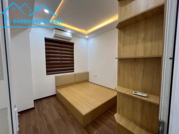Bán nhà chung cư Đặng Xá 58m, 2N chỉ hơn 2 tỷ