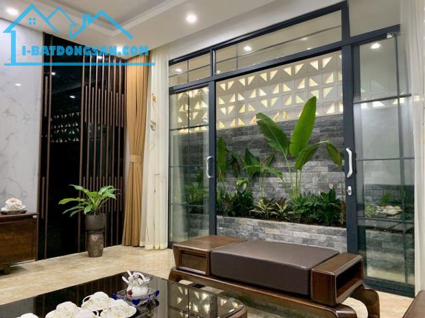 Bán siêu sang Nguyễn Văn Cừ . 118m.6T thang máy 27 tỷ có thương lượng - 2