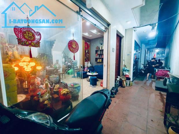 NHÀ ĐẸP HỒ ĐẮC DI - NGÕ ĐẸP - GẦN Ô TÔ DT 39m3 6 tầng MT 5.3m Giá 9.7 tỷ - 3