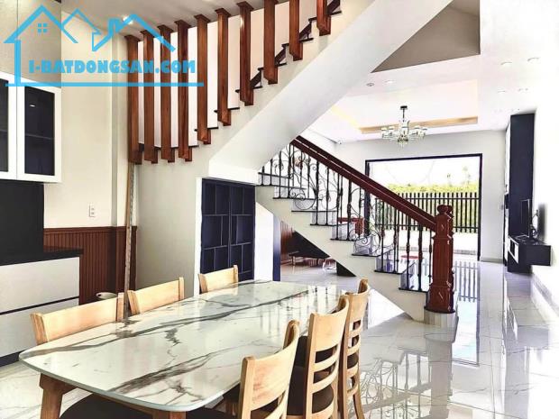 cần bán căn Villa đẹ, đà lạt mộng mơ phải ở biệt thự chứ ạ - 1