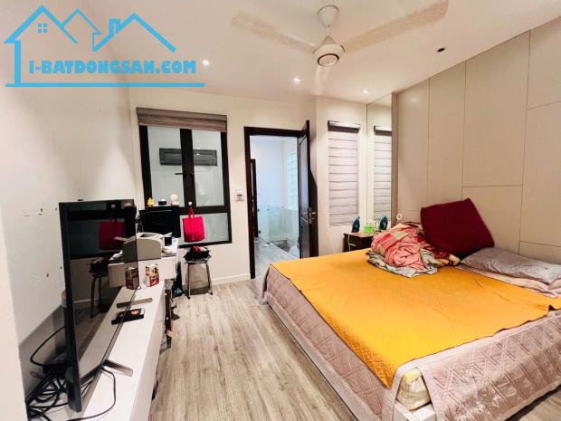 Bán Nhà Đê La Thành. Đống Đa. 7 Tầng Thang Máy. Ô Tô. DT 54m2. MT 3,9m. Giá 16,76 Tỷ. - 2