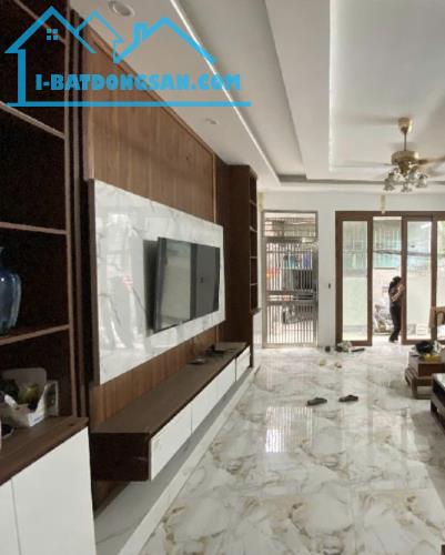 BÁN NHÀ XUÂN ĐỈNH – 70M2 – Ô TÔ VÀO NHÀ – VÀI BƯỚC RA PHẠM VĂN ĐỒNG