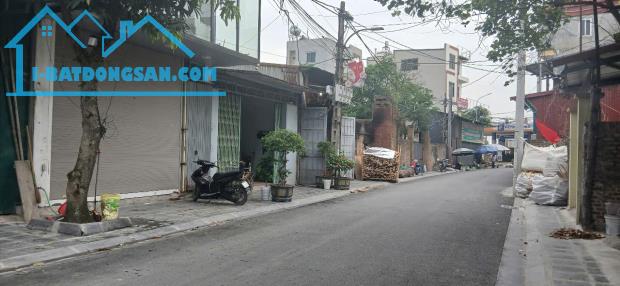 Chủ gửi bán gấp Thôn Hà Lâm 2 Thuỵ Lâm  Đông Anh  view phố kinh doanh dt 100 m giá 9.5 tỷ
