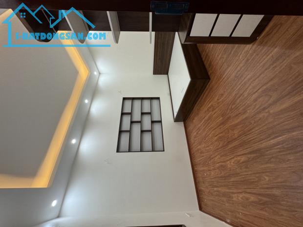 NHÀ ĐẸP 50M2 DÂN XÂY LÔ GÓC 3 MẶT THOÁNG- RẺ QUÁ, VẠN PHÚC 7.95tỷ. - 2