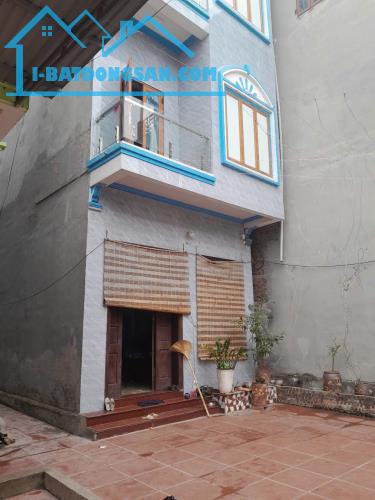 NGÂN HÀNG bán nhà Bồng Lai, Quế Võ, Bắc Ninh 202m2, mặt tiền 6.1m, 2.8 tỷ. - 2