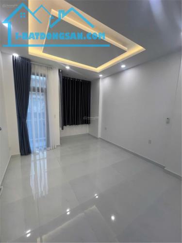Bán nhà Lê Hồng Phong, Q.10, 50m², nở hậu, 8,x tỷ - 1