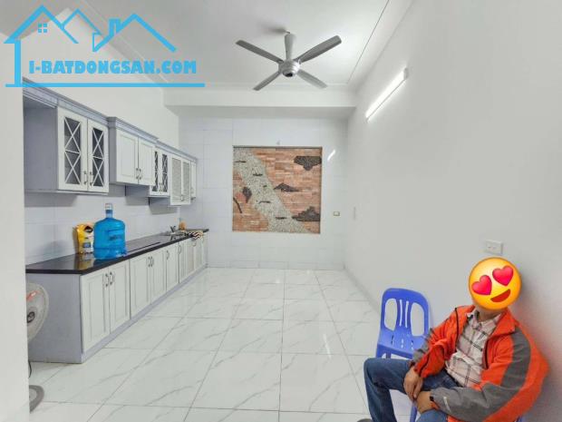 Vip nhất tây hồ - ô tô - ngõ nông thông - kinh doanh - 3 bước ra hồ tây 2 con rồng. - 2