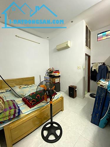 5 TỶ HƠN - NHÀ TÂN PHÚ GIÁP TÂN BÌNH - 2 CĂN RA MẶT TIỀN - DT 4*12M - ĐÚC 2 TẤM 3PN ĐẸP - 2