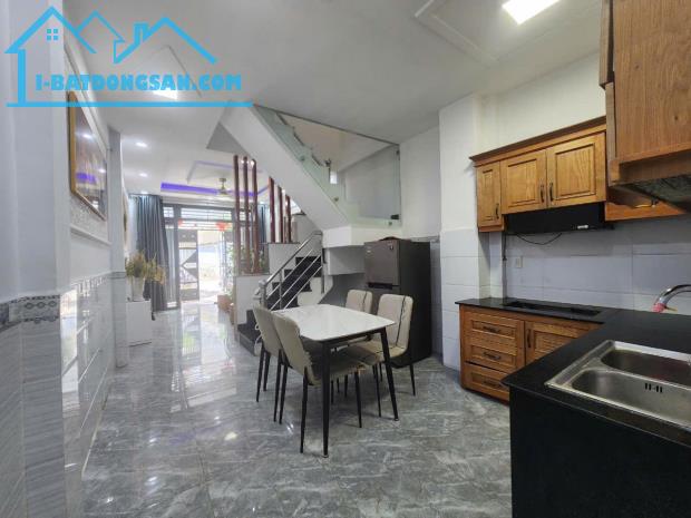 Nhà Bán Hẻm Xe Hơi Đường Quang Trung,Phường10 Gò Vấp DT:45m2,Ngang 3,7m-Dài13m-Giá 6.4TỶ - 2