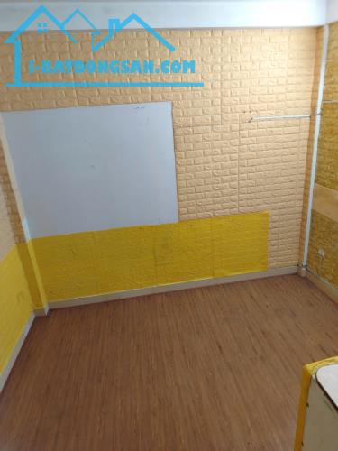 Cho thuê nhà ngõ 1 Bùi Xương Trạch, Thanh Xuân, 4 tầng x 35m2, 3 ngủ, 9 Triệu KD on, ở - 1