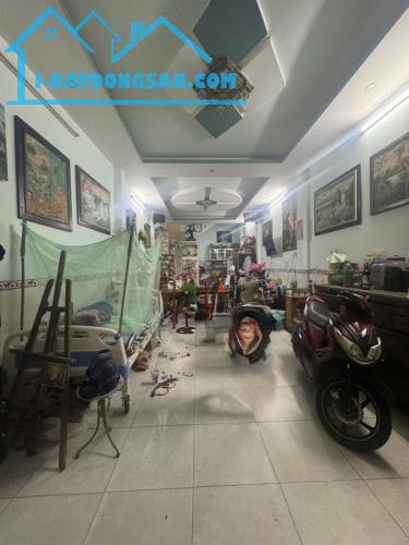 Bán Gấp nhà Đất Mới gần chợ Lê Văn Quới hẻm 5m 52m2,2 Tầng 4 tỷ 1 - 1