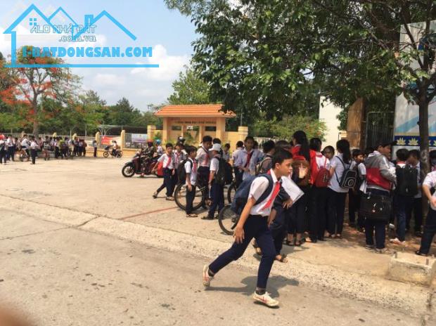 BÁN 7 LÔ 35X40=1400M2 SỔ RIÊNG THỔ CƯ, SÁT CHỢ, CẠNH KCN CÔNG NHÂN ĐÔNG GIÁ 290TR - 5