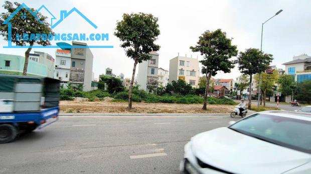 Bán đất TMDV mặt đường Trường Chinh, ph Tứ Minh, TP HD, 500m2, mt 20m, giá tốt - 1