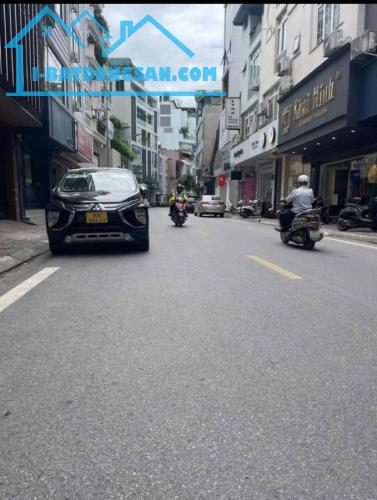 BÁN NHÀ MẶT PHỐ VIP NGUYỄN HY QUANG. ĐỐNG ĐA. 50M2 6 TẦNG MT 5,2M GIÁ 25.9 TỶ- KINH DOANH