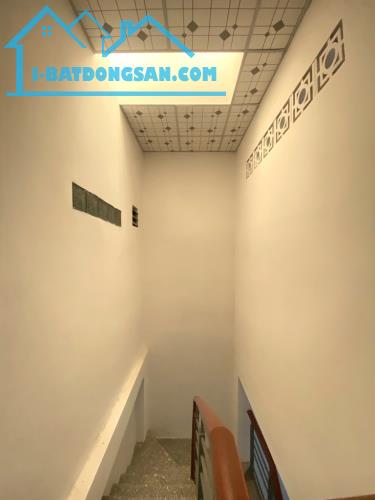 NHÀ NẰM NGAY TÊN LỬA BÌNH TÂN  -  HAI MẶT HẺM - HẺM XE TẢI THÔNG - 84M - NHỈNH 5 TỶ - 1