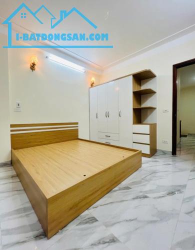 Siêu hiếm, bán nhà phố Xuân La, ngõ thông tứ phía, nhà đẹp  40m* 5T - 3
