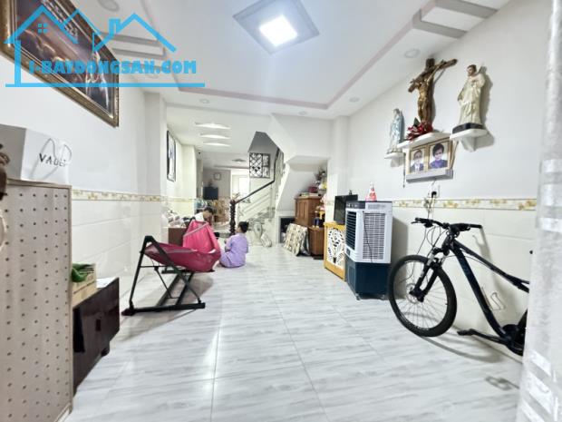 [QUẬN 8] SIÊU PHẨM PHẠM THẾ HIỂN – NHÀ ĐẸP, GIÁ MỀM – CHỈ 3.5 TỶ, CÁCH MẶT TIỀN 100M!