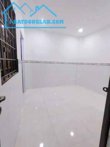 Bán nhà mới 3 lầu lô nhì Tôn Đản Q.4 chỉ 1Tỷ950 - 5