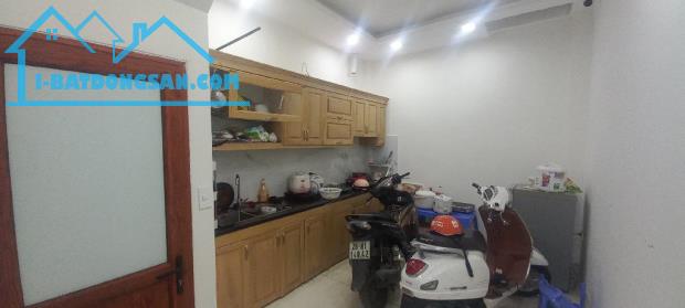 Bán nhà dân xây Xuân Phương oto đỗ gần 38m * 5T MT 3.5m giá 6.3 tỷ - 2