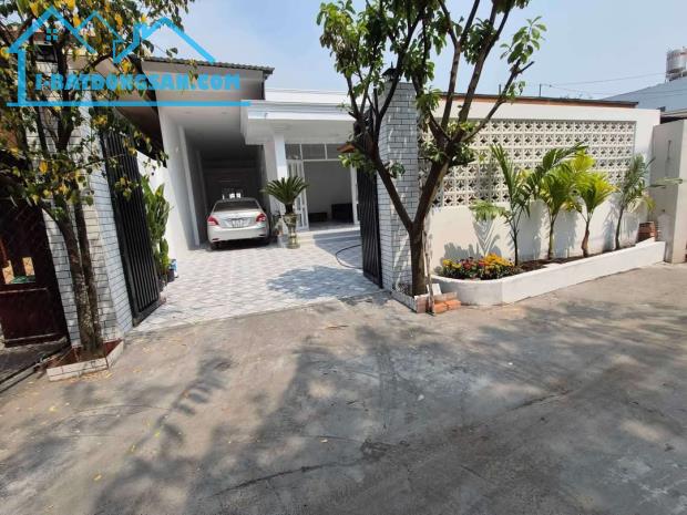 Bán Biệt Thự MiNi Phạm Thị Giây,210m2,  ngang khủng gần 9m, Xe hơi ngủ trong nhà - 3