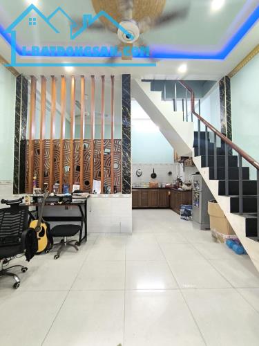 Bán nhà phường 15 Tân Bình, 3 tầng, 40m2 chỉ 3,999 tỷ