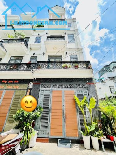 Bán nhà Trần Thị Năm ( TCH 10 ), Q12, HXH, 4T, 4PN, nhà mới, chỉ 5.15 tỷ.
