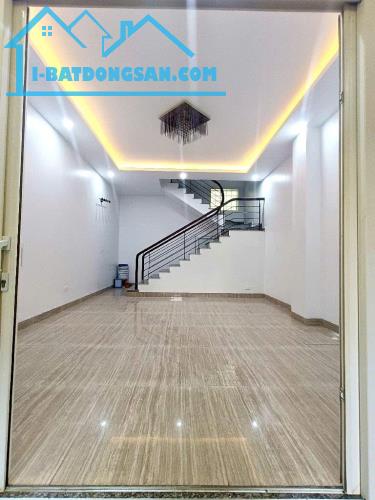 SIÊU PHẨM LẠC LONG QUÂN MỚI CỰC ĐẸP, 2 THOÁNG, DÂN XÂY Ô TÔ GẦN, BÃI XE NGAY NHÀ CHỈ 9.2 - 1