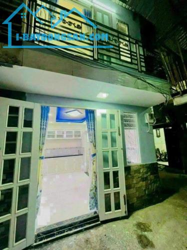 Bán nhà Huỳnh Văn Chính, gần Âu Cơ, Tân Phú, 2 tầng mới đẹp, 2PN, chỉ hơn 1 tỷ
