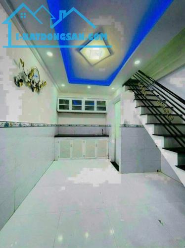 Bán nhà Huỳnh Văn Chính, gần Âu Cơ, Tân Phú, 2 tầng mới đẹp, 2PN, chỉ hơn 1 tỷ - 1