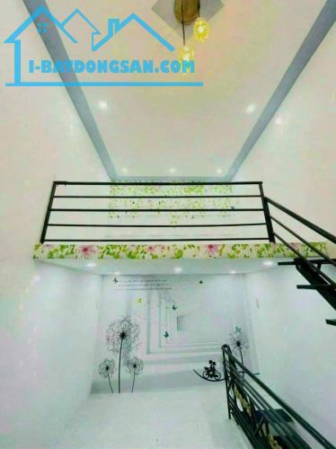 Bán nhà Huỳnh Văn Chính, gần Âu Cơ, Tân Phú, 2 tầng mới đẹp, 2PN, chỉ hơn 1 tỷ - 2