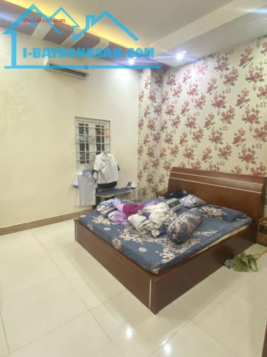 SỐC! NHÀ RỘNG XE HƠI NGỦ TRONG NHÀ TẠI TRUNG TÂM GÒ DẦU, TÂN QUÝ, TÂN PHÚ - NHỈNH 6 TỶ - 2